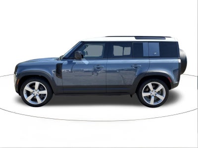 2020 Land Rover Defender SE